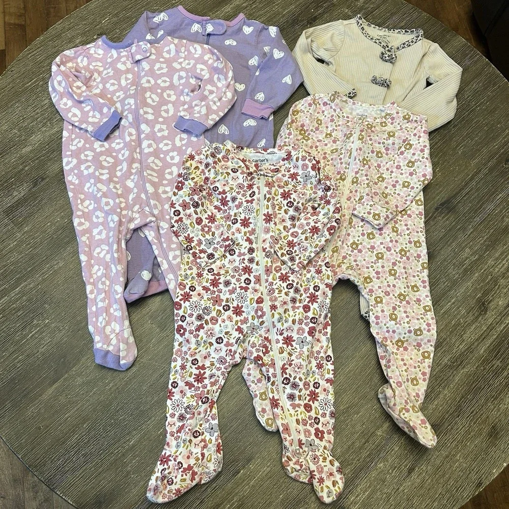 Carter's, Llama Baby Girl 9M Sleepers Lot of 5 Footed Zip Pajamas